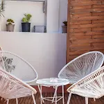 Spacious & Sunny With Terrace In The Center Barcelona