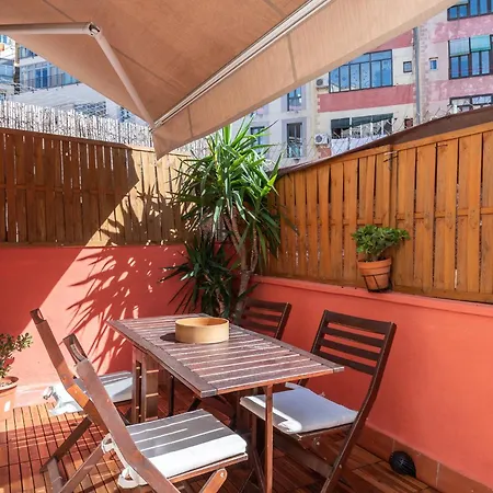 Spacious & Sunny With Terrace In The Center * Barcelona