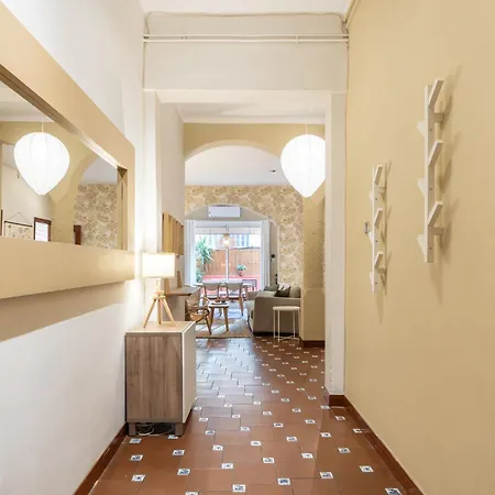 Spacious & Sunny With Terrace In The Center * Barcelona