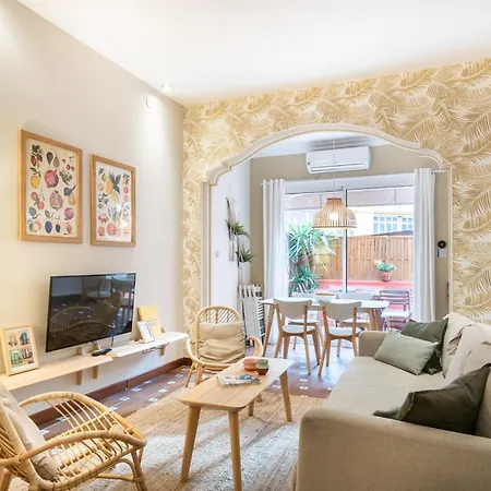 Spacious & Sunny With Terrace In The Center * Barcelona