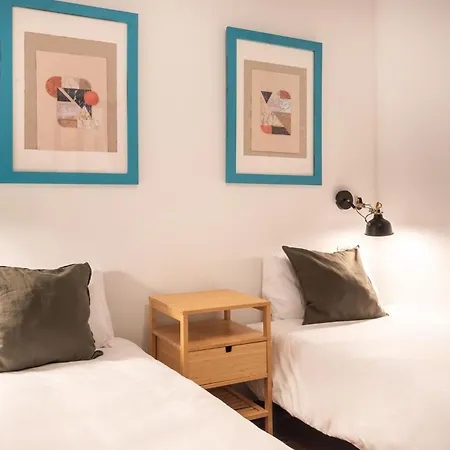 Spacious & Sunny With Terrace In The Center Barcelona