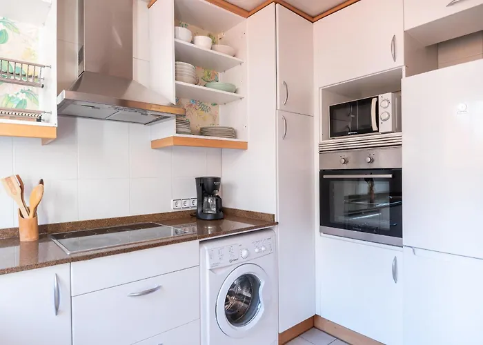 Spacious & Sunny With Terrace In The Center * Barcelona
