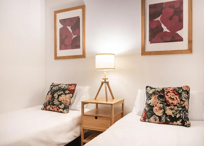 Spacious & Sunny With Terrace In The Center * Barcelona